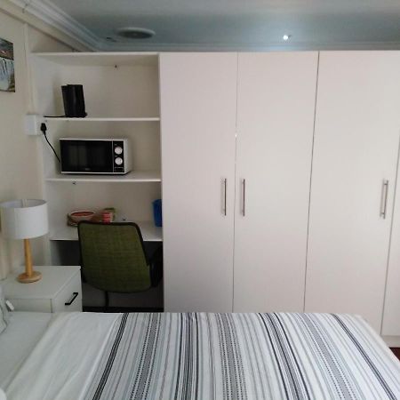 The monument guesthouse Port Elizabeth Extérieur photo