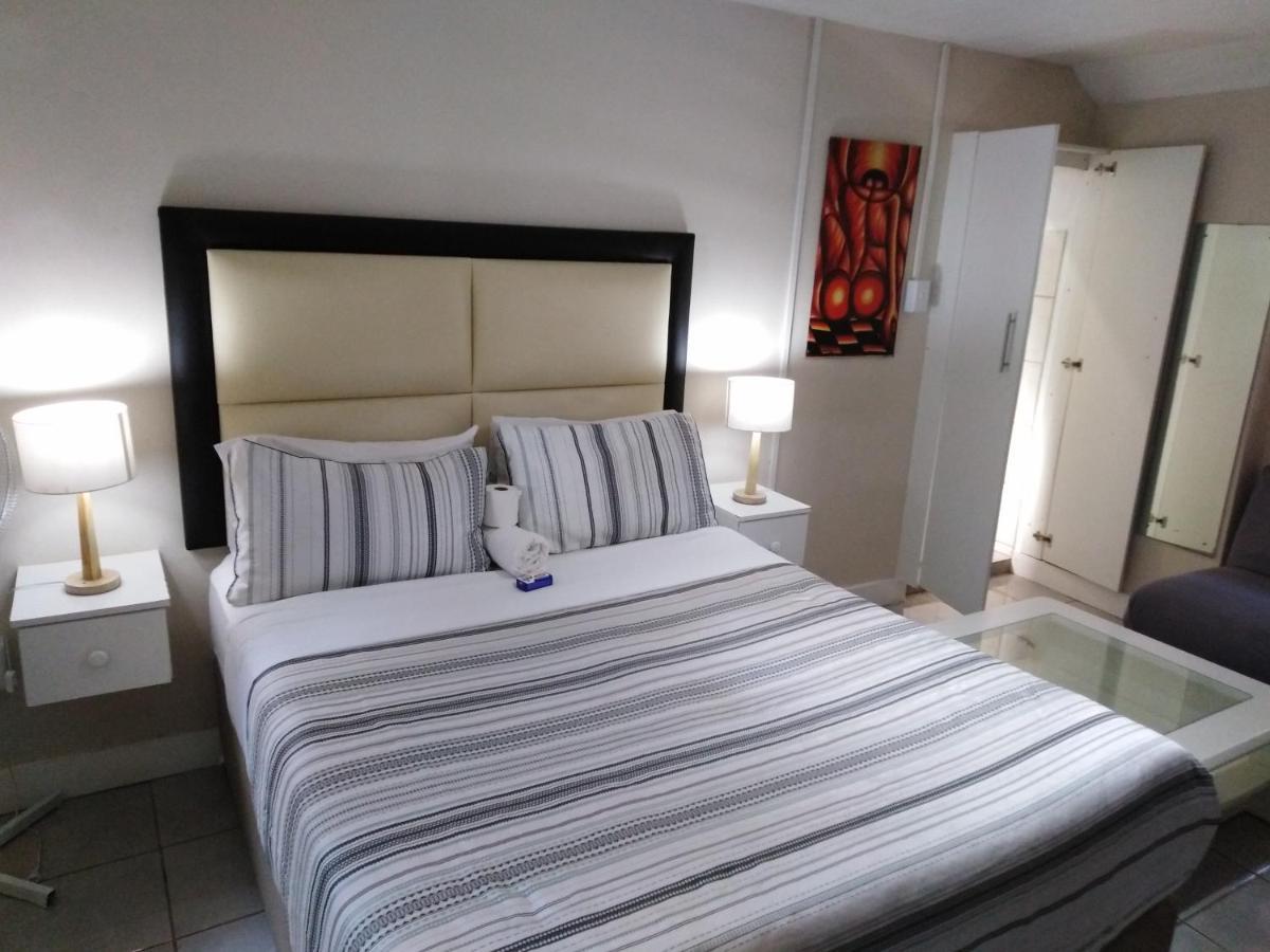 The monument guesthouse Port Elizabeth Extérieur photo