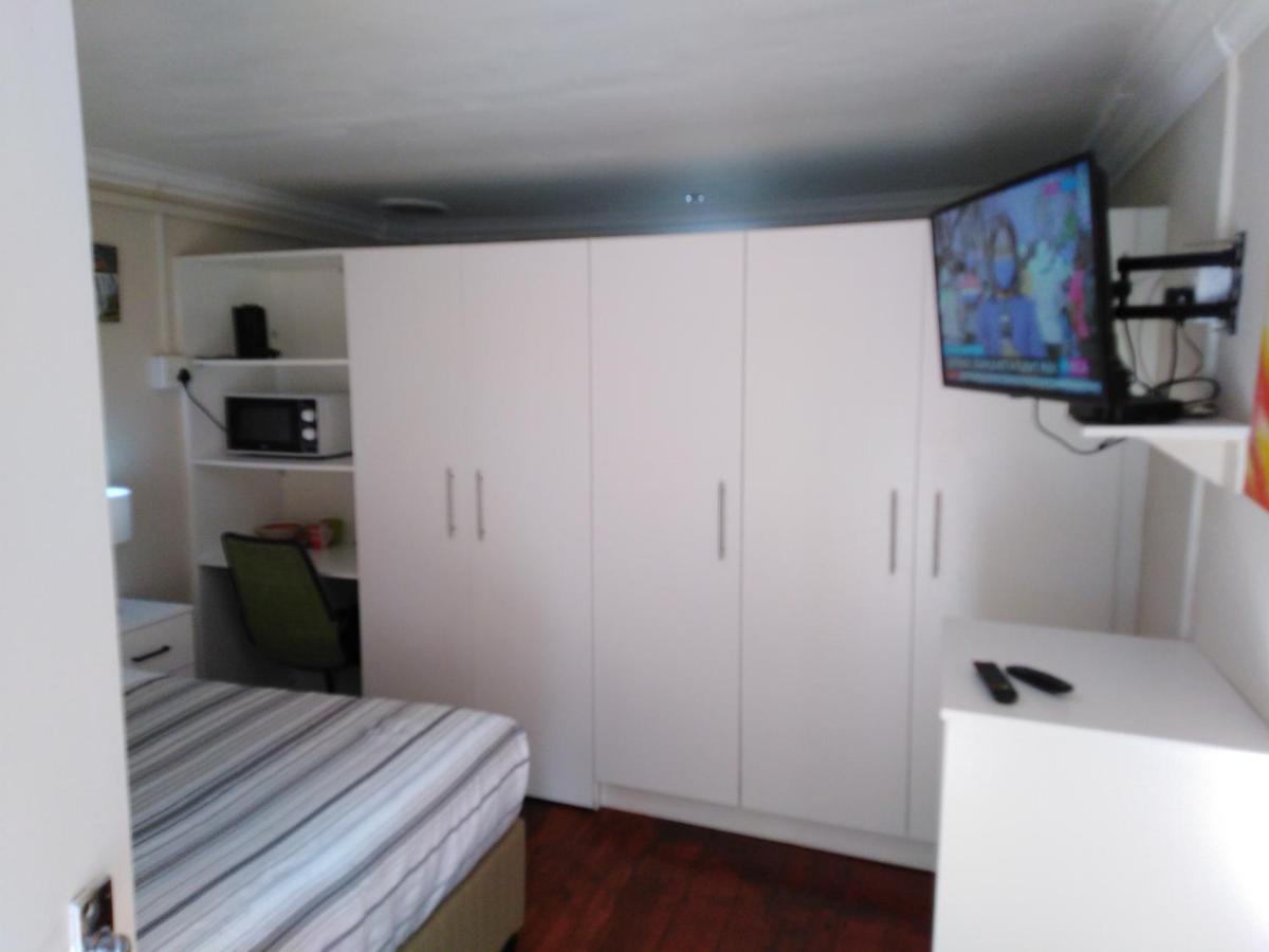 The monument guesthouse Port Elizabeth Extérieur photo