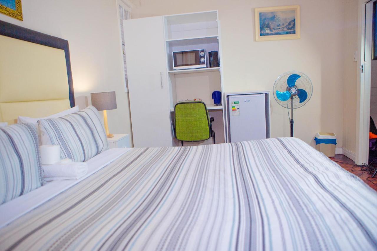 The monument guesthouse Port Elizabeth Extérieur photo